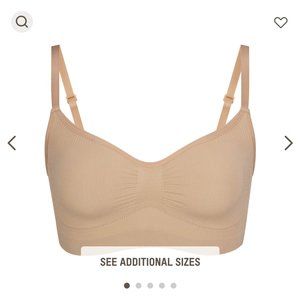 SKIMS Seamless Sculpt Bralette